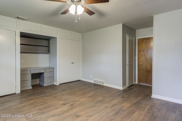 1308 E Buckley Street, Brownfield, TX 79316