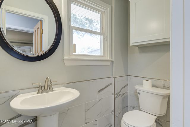 1308 E Buckley Street, Brownfield, TX 79316