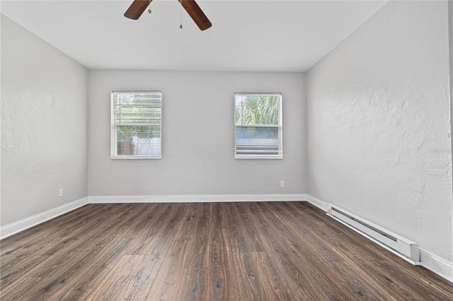 917 30TH AVENUE N 4, St Petersburg, FL 33704
