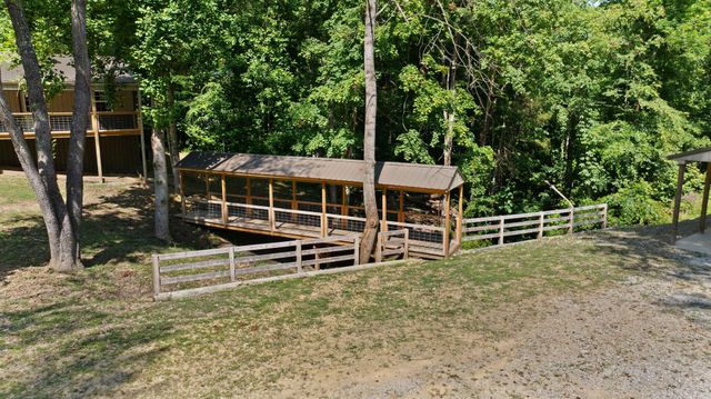 950 Bates Road, Nancy, KY 42544
