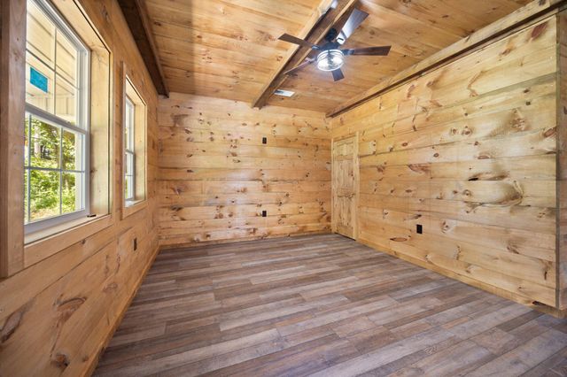 950 Bates Road, Nancy, KY 42544