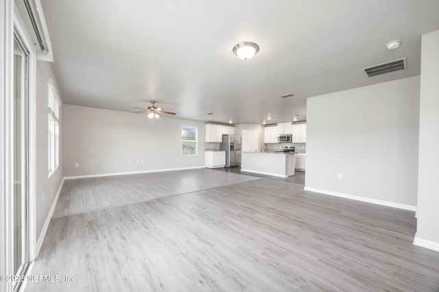 6853 SANDLE Drive, Jacksonville, FL 32219