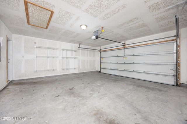 6853 SANDLE Drive, Jacksonville, FL 32219