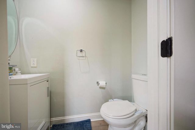 16 BUCKINGHAM PL, Cherry Hill, NJ 08003