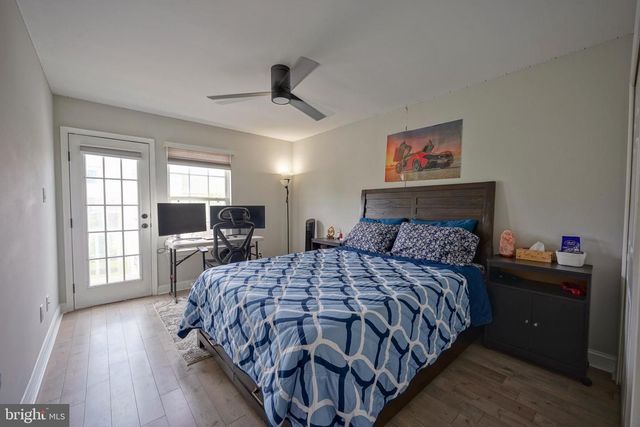 16 BUCKINGHAM PL, Cherry Hill, NJ 08003