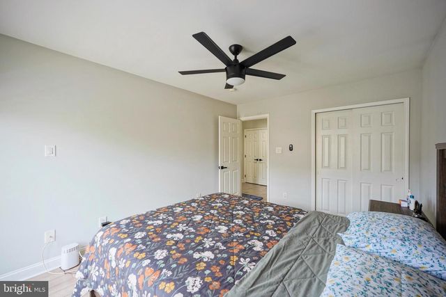 16 BUCKINGHAM PL, Cherry Hill, NJ 08003
