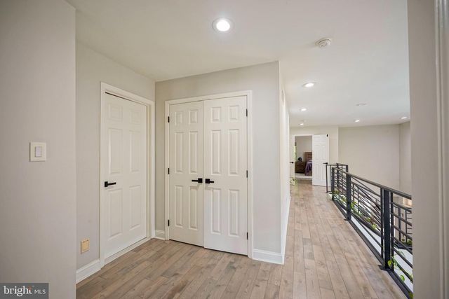 16 BUCKINGHAM PL, Cherry Hill, NJ 08003