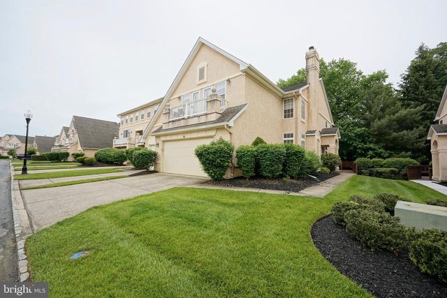 16 BUCKINGHAM PL, Cherry Hill, NJ 08003