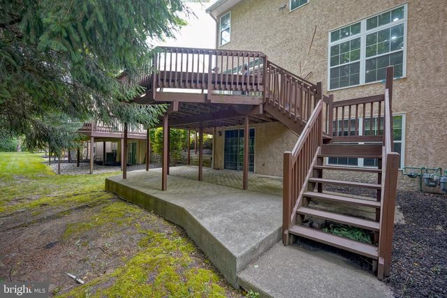16 BUCKINGHAM PL, Cherry Hill, NJ 08003