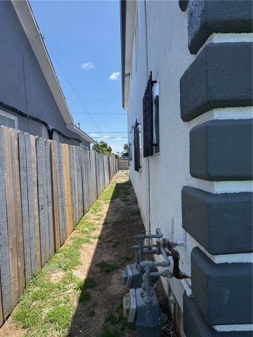 632 E 113th, Los Angeles, CA 90059
