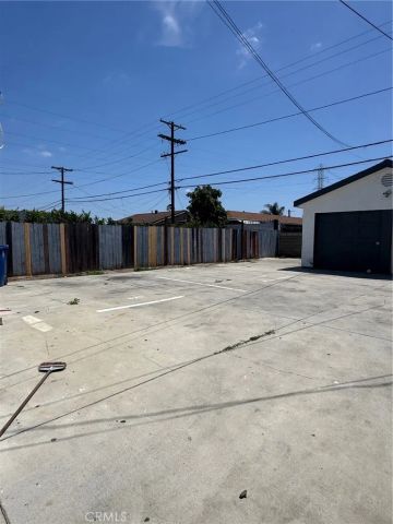 632 E 113th, Los Angeles, CA 90059