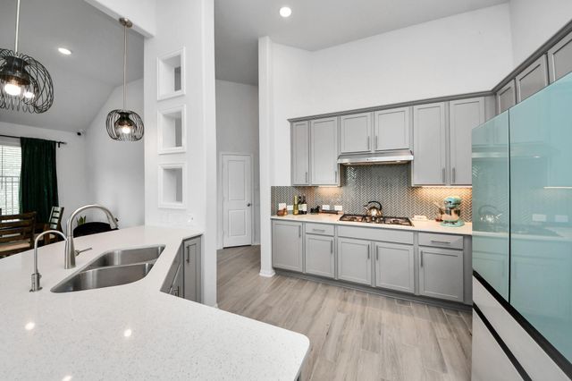 1614 Sequoia Run Drive, Rosharon, TX 77583