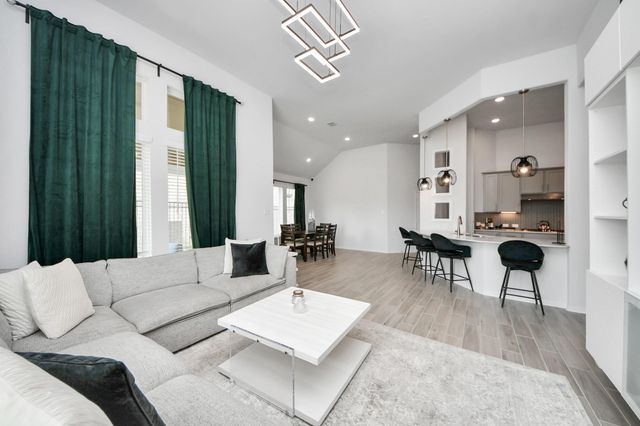 1614 Sequoia Run Drive, Rosharon, TX 77583