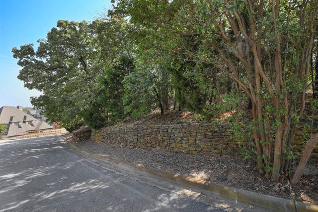 6708 Nob Hill Court, North Richland Hills, TX 76182