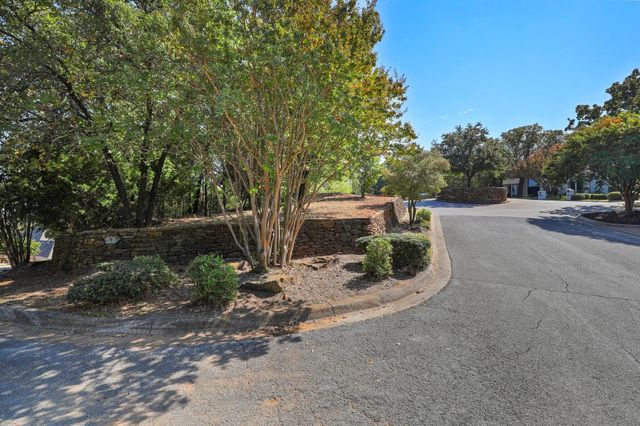 6708 Nob Hill Court, North Richland Hills, TX 76182