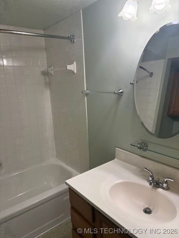 6380 S 80th East Avenue 30G, Tulsa, OK 74133