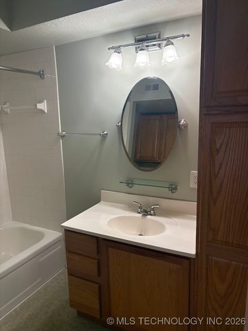 6380 S 80th East Avenue 30G, Tulsa, OK 74133