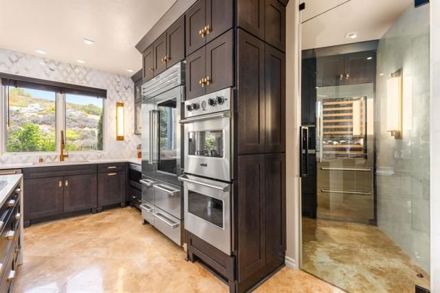 9698 Welk View Drive, Escondido, CA 92026