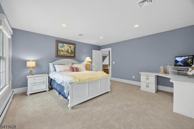 14 Jenny Layne, Vernon Twp., NJ 07461