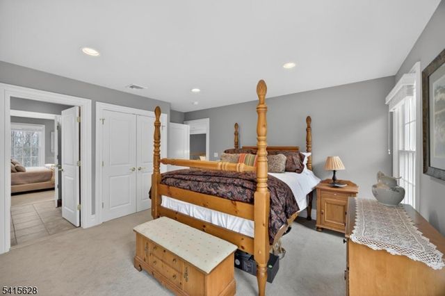 14 Jenny Layne, Vernon Twp., NJ 07461