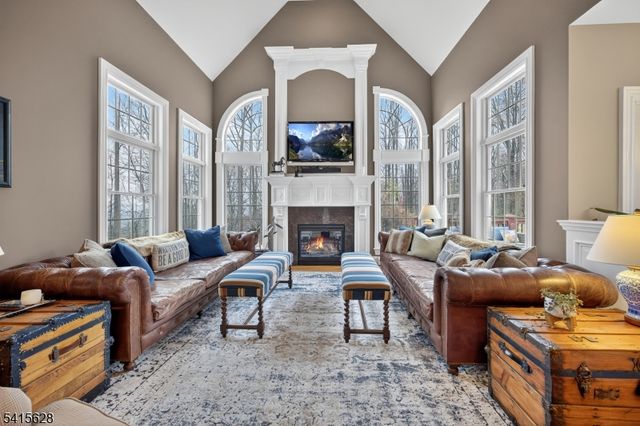 14 Jenny Layne, Vernon Twp., NJ 07461