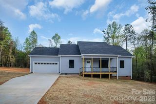 129 Rosecommon Lane, Rutherfordton, NC 28139