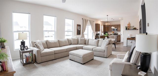 251 Quartz Way, White Lake, MI 48386