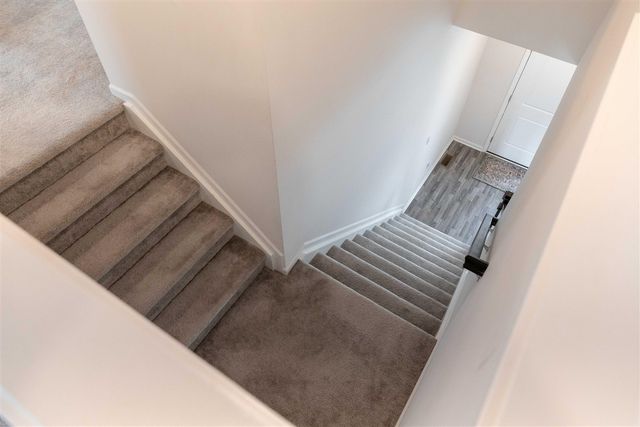 251 Quartz Way, White Lake, MI 48386