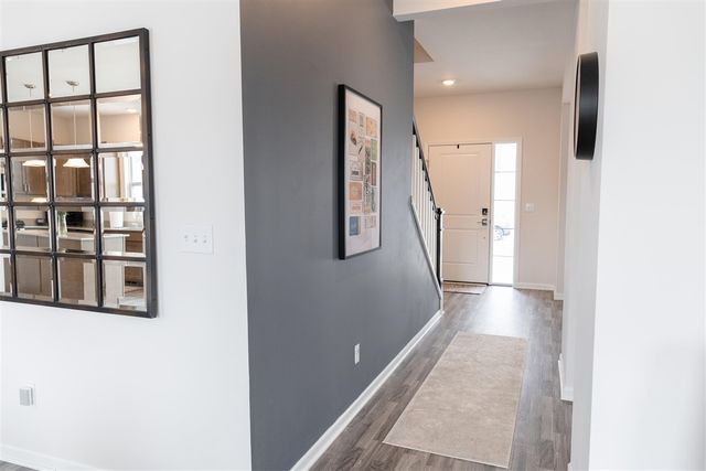 251 Quartz Way, White Lake, MI 48386