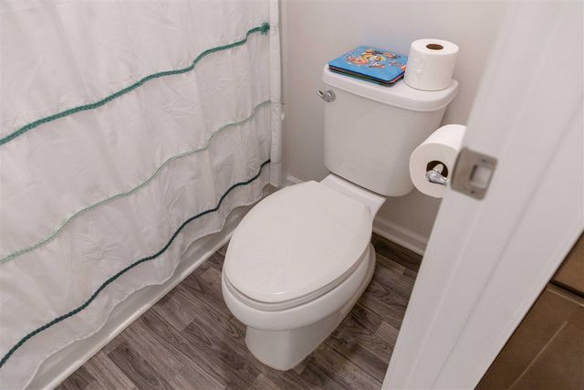 251 Quartz Way, White Lake, MI 48386