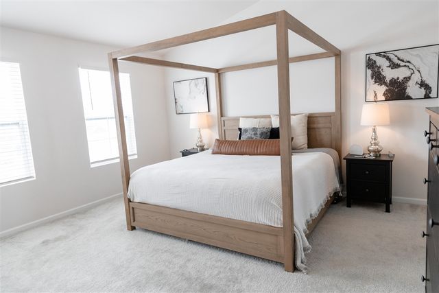 251 Quartz Way, White Lake, MI 48386