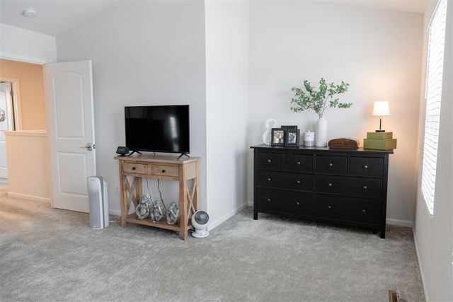 251 Quartz Way, White Lake, MI 48386