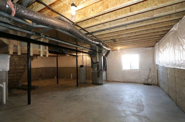 251 Quartz Way, White Lake, MI 48386