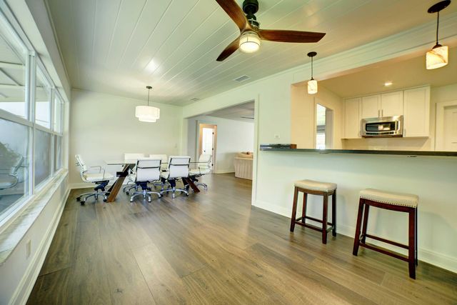 132 NW 10th Court, Boynton Beach, FL 33426