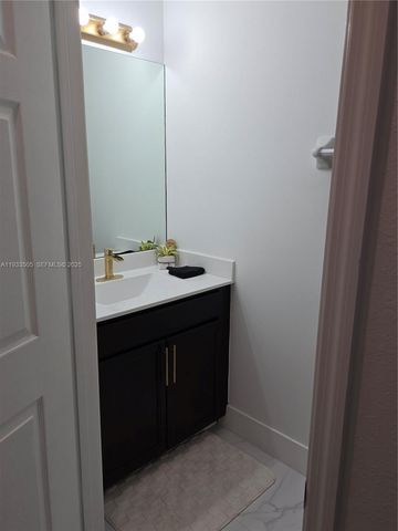 634 SE 37 Ave, Homestead, FL 33033