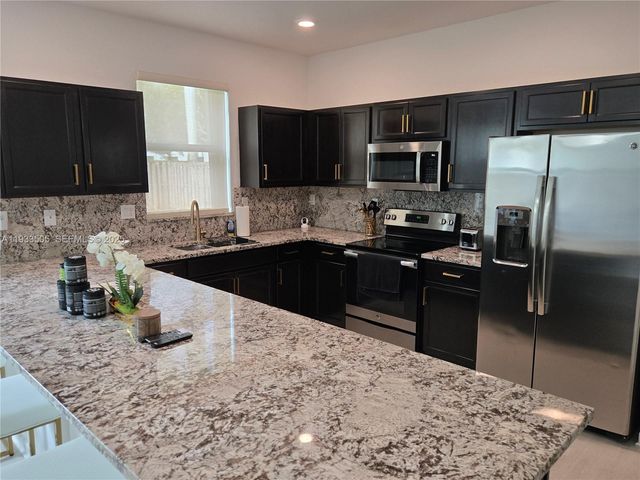 634 SE 37 Ave, Homestead, FL 33033