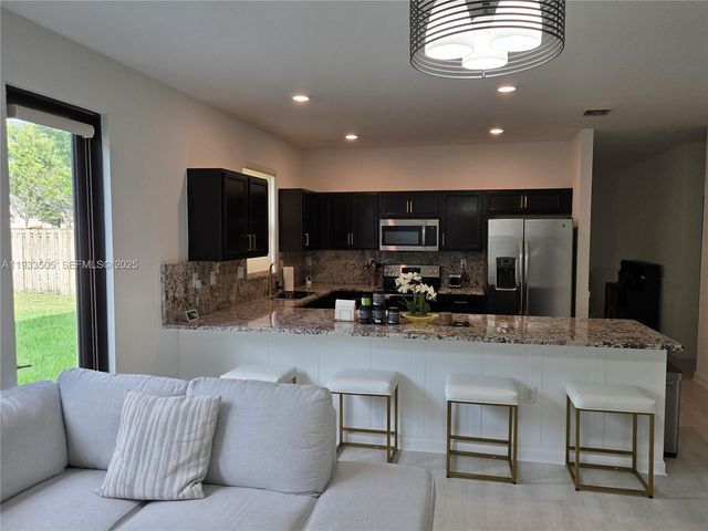 634 SE 37 Ave, Homestead, FL 33033