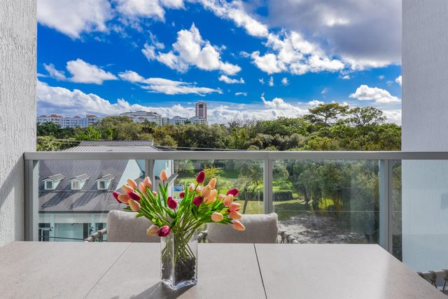 485 E Royal Palm Road 403, Boca Raton, FL 33432