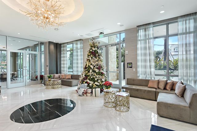 485 E Royal Palm Road 403, Boca Raton, FL 33432