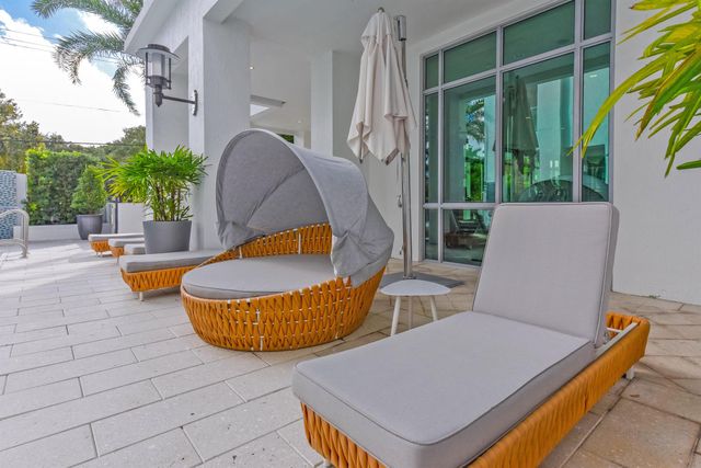 485 E Royal Palm Road 403, Boca Raton, FL 33432