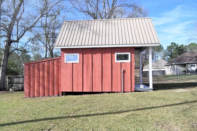 18155 Sherwood Ct., Saucier, MS 39574