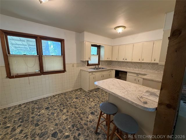 57 W Townsend Avenue, Mcalester, OK 74501