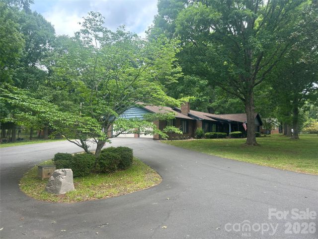 156 Monte Vista Road, Statesville, NC 28625