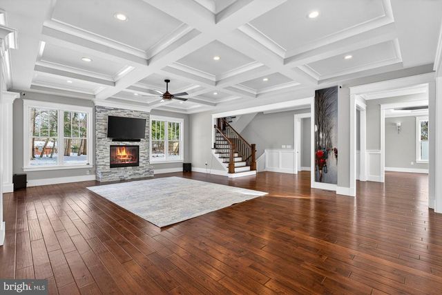 9222 BRIAN DR, Vienna, VA 22180