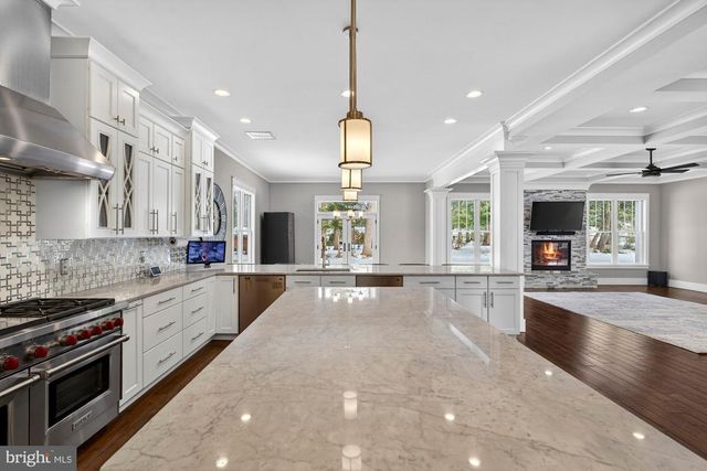 9222 BRIAN DR, Vienna, VA 22180