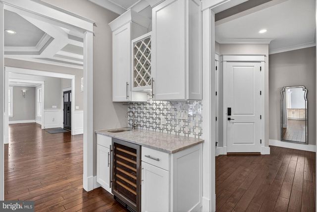 9222 BRIAN DR, Vienna, VA 22180