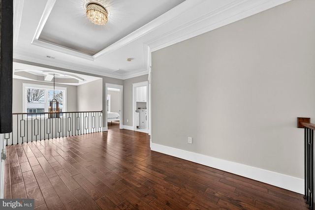 9222 BRIAN DR, Vienna, VA 22180