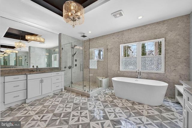 9222 BRIAN DR, Vienna, VA 22180