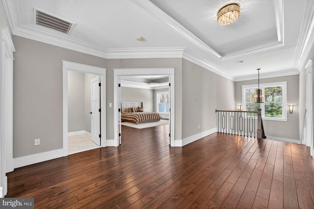 9222 BRIAN DR, Vienna, VA 22180