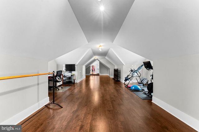 9222 BRIAN DR, Vienna, VA 22180